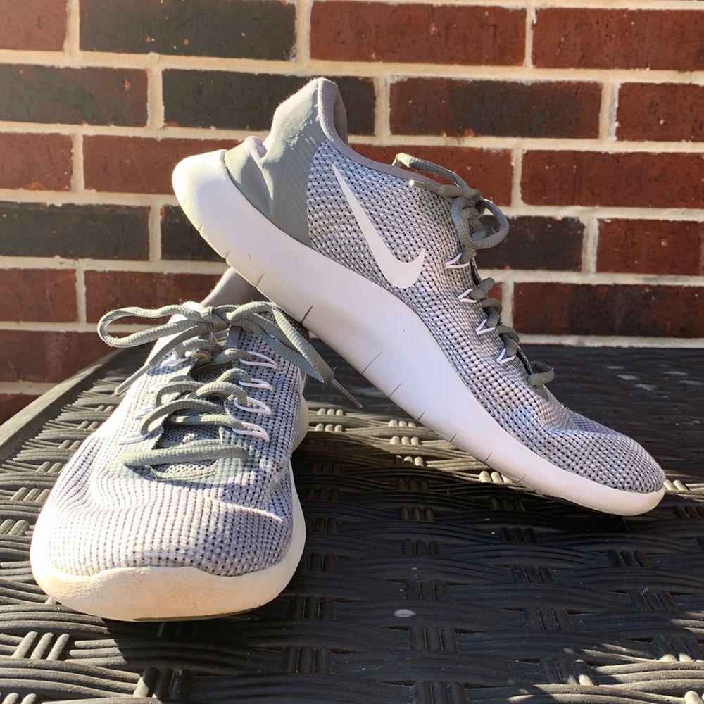 Men’s Nike athletic shoes size 11.5.